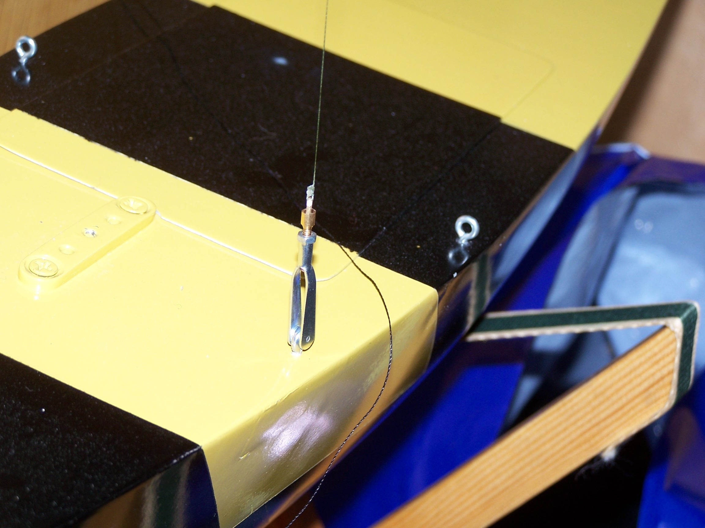 100_1765.jpg (404.29 KiB) Przejrzano 10258 razy Przelotki do mocowania want i naciąg want z popychacza