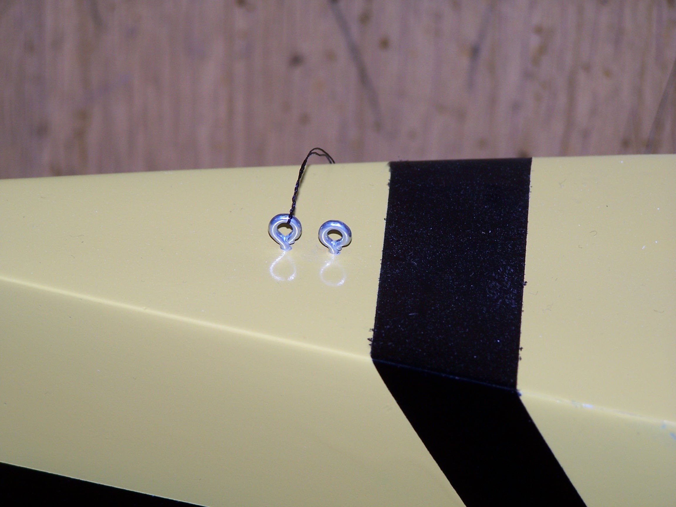 100_1766.jpg (346.22 KiB) Przejrzano 10257 razy Przelotki do mocowania sztagu razem z fokiem