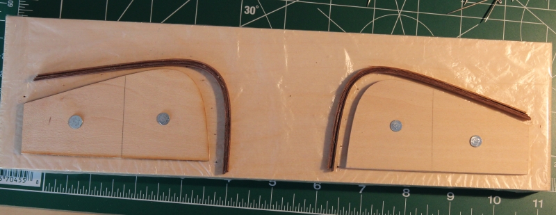 IMG_7043s.jpg (201.74 KiB) Przejrzano 13746 razy Fornir po sklejeniu