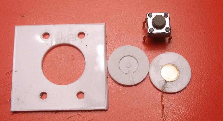 20130501a.JPG (62.65 KiB) Przejrzano 5165 razy Zdjęcie w Barwach Narodowych z okazji Święta Józefa Robotnika oraz Światowej Klasy Robotniczej