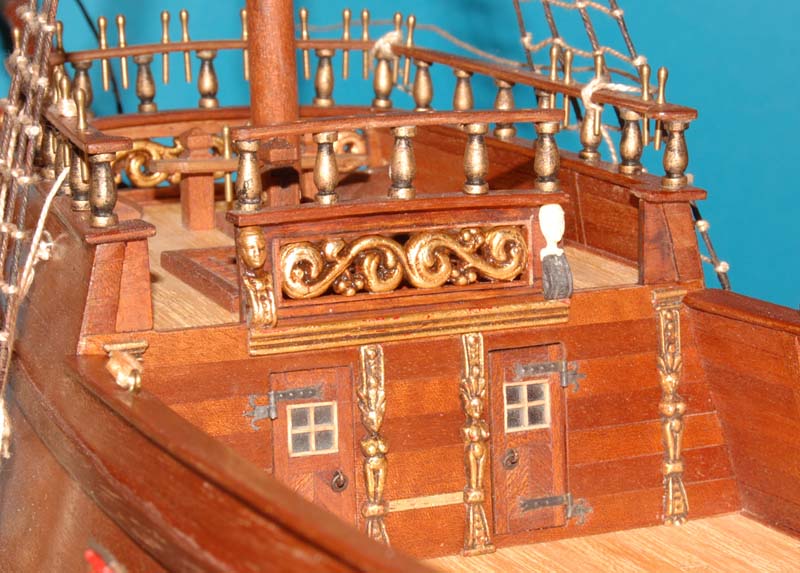 Zdjęcie z etapu przymierzania herm (z prototypem)