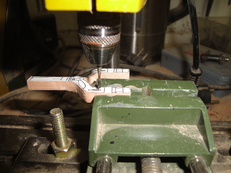 La Belle 1934.jpg (121.77 KiB) Przejrzano 7160 razy Frezowanie szczelin pod rolki