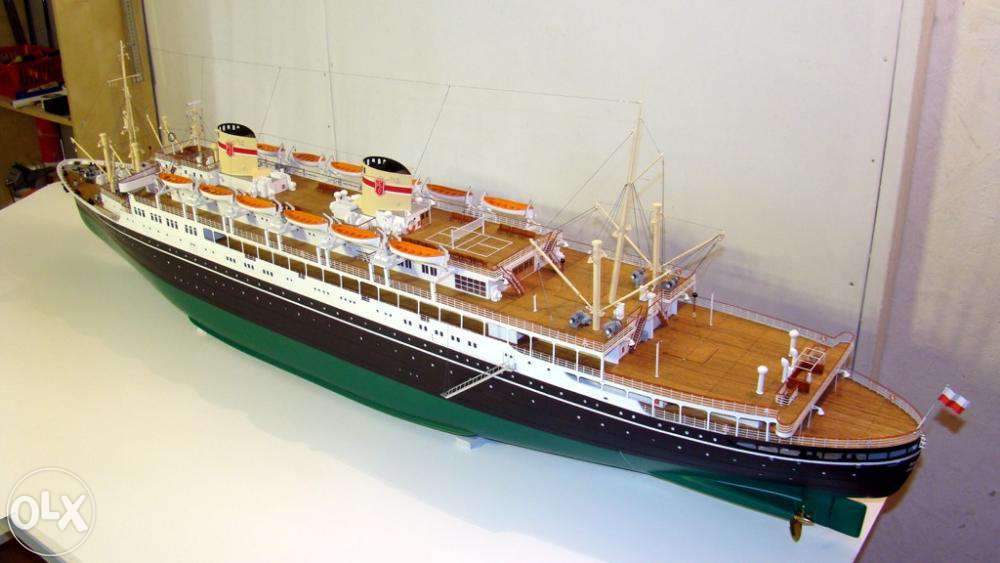185345777_3_1000x700_model-statku-pasazerskiego-ms-batory-w-skali-1100-l160cm-kolekcje.jpg