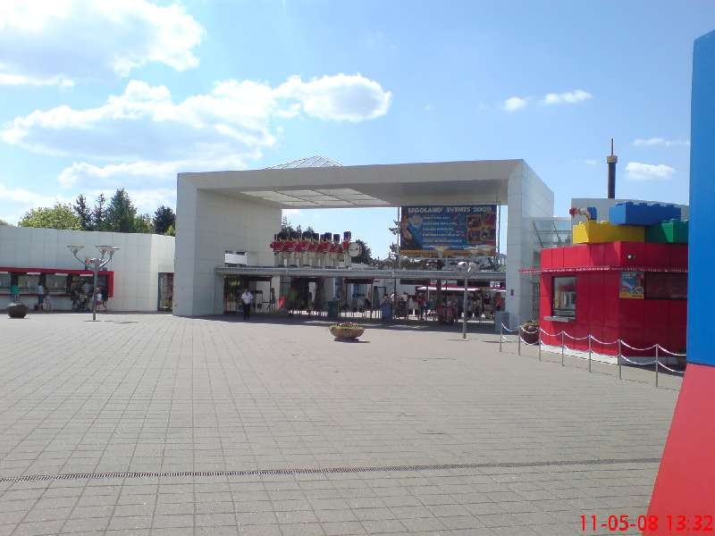 a.JPG