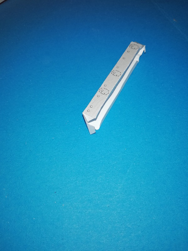 IMG_20181117_215517.jpg (145.08 KiB) Przejrzano 7942 razy początek nadbudówki