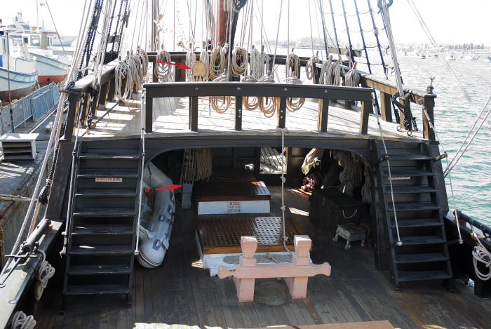 044 Galleon San Salvador, quarter deck and fore deck copy.jpg